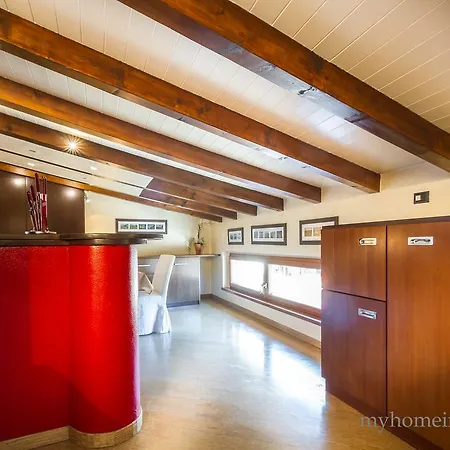 Your In Como Lake Apartment *